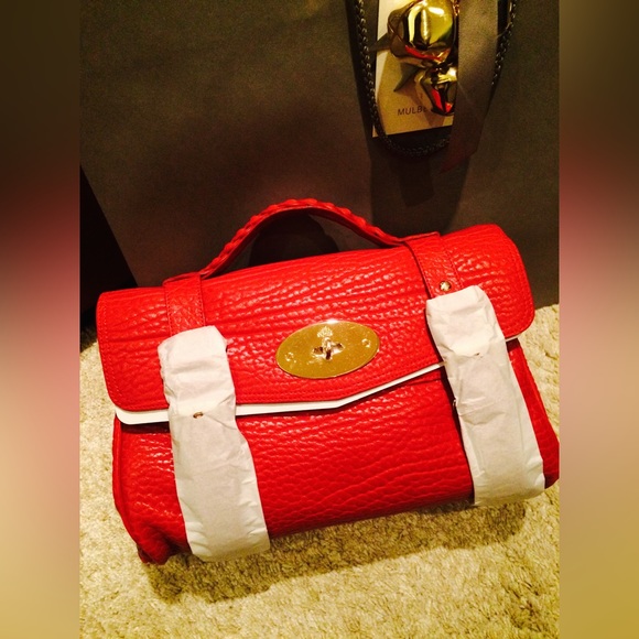 Mulberry Alexa Poppy Red Shrunken Calf - Picture 9 of 13